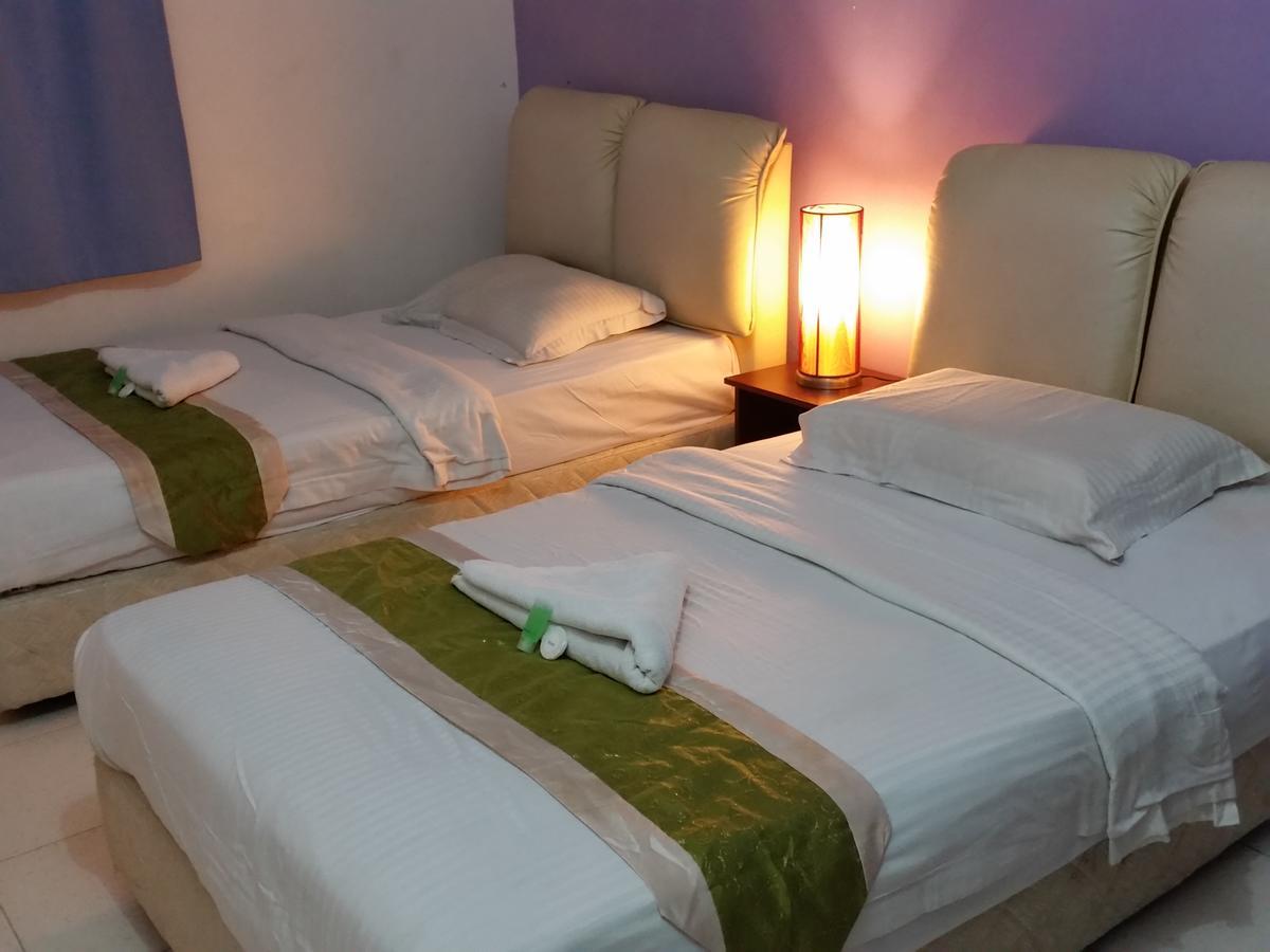 1Libaran Hotel Сандакан Екстер'єр фото